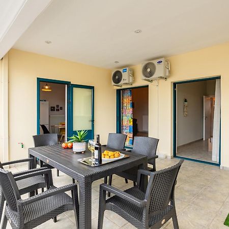 Jason City Escape - Cozy Urban Gem Kalamata Exterior foto